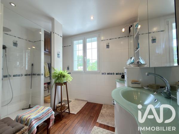 Maison à vendre 9 pièces 222 m² Pionnat