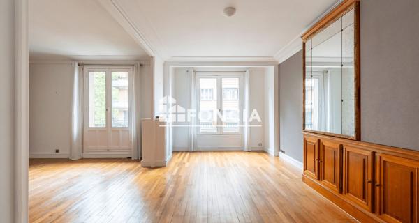 À vendre Appartement 5 pièces 107.97 m² - Paris 75019
