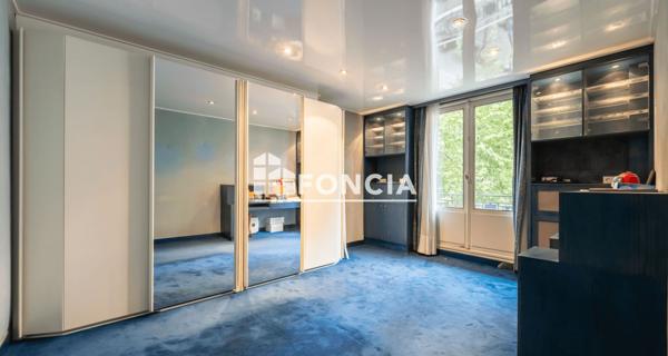 À vendre Appartement 5 pièces 107.97 m² - Paris 75019