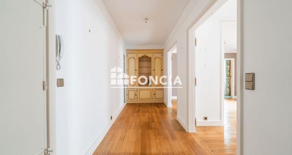 À vendre Appartement 5 pièces 107.97 m² - Paris 75019