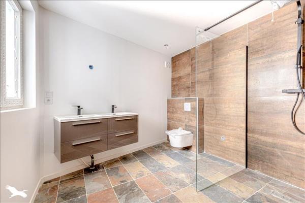 Maison à vendre |  Saint-Just-le-Martel |  8 pièces | 204 m²