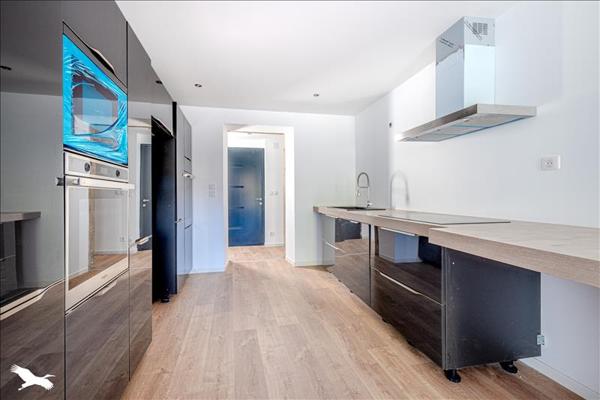 Maison à vendre |  Saint-Just-le-Martel |  8 pièces | 204 m²