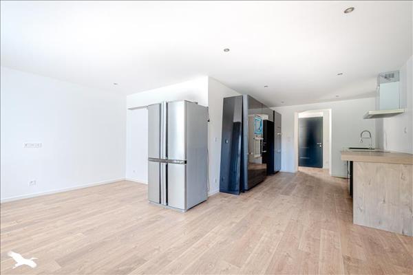 Maison à vendre |  Saint-Just-le-Martel |  8 pièces | 204 m²