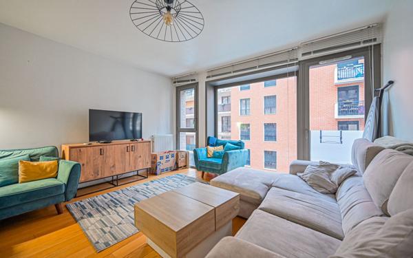 Appartement à louer    3 pièces • 60,67 m2 Clichy