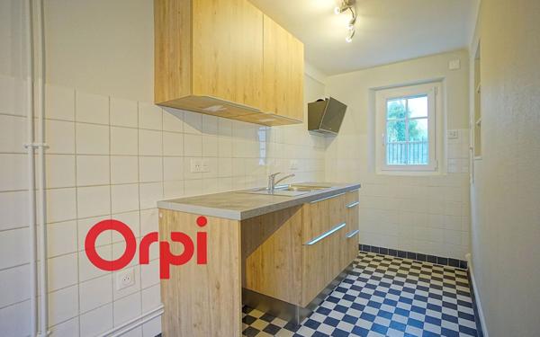 Maison à louer    3 pièces •  Fontaine-la-Soret