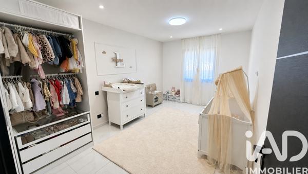 Maison à vendre 6 pièces 186 m² Bourg-Saint-Andéol