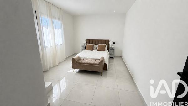 Maison à vendre 6 pièces 186 m² Bourg-Saint-Andéol