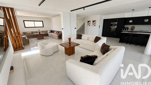 Maison à vendre 6 pièces 186 m² Bourg-Saint-Andéol
