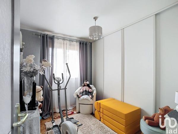 Maison 5 pièces de 97 m² à Vivonne (86370)