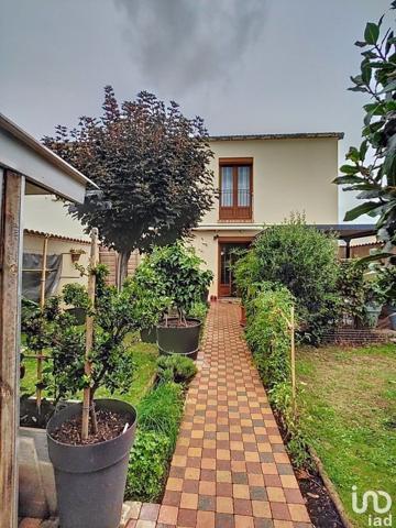 Maison 5 pièces de 97 m² à Vivonne (86370)