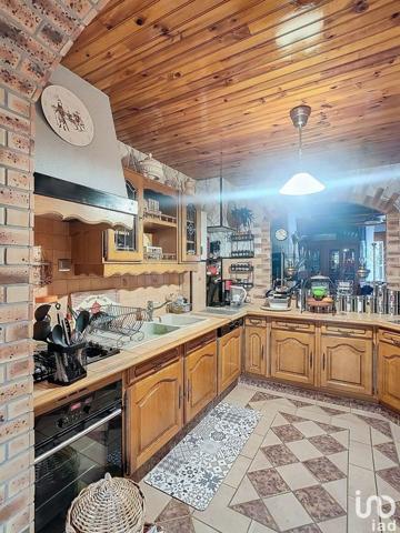 Maison 5 pièces de 97 m² à Vivonne (86370)