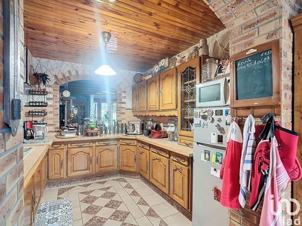 Maison 5 pièces de 97 m² à Vivonne (86370)