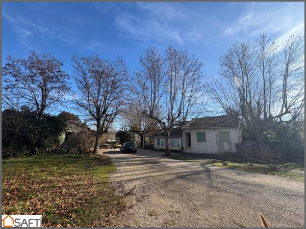 TERRAIN A BATIR DE 1400 M²