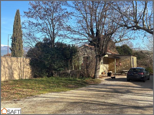 TERRAIN A BATIR DE 1400 M²