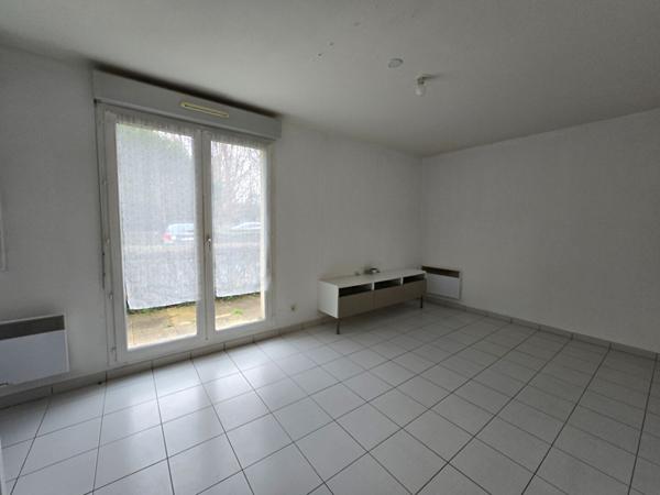 Appartement Provins 35 m2 avec terrasse + parking