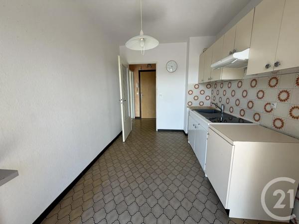 Appartement T2 à vendre  2 pièces - 46,81 m 2   RODEZ  - 12