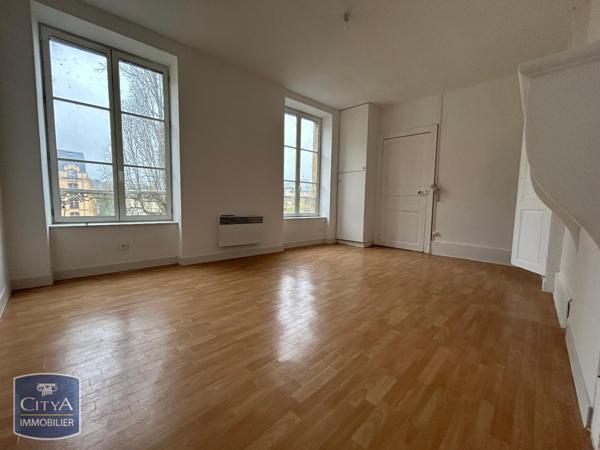 Appartement à louer 4 pièces 112.61m²