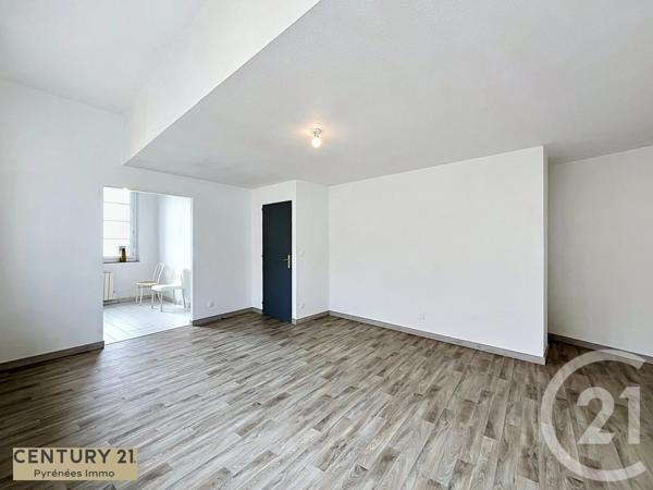 Appartement à vendre  5 pièces - 94,68 m 2   ST GAUDENS  - 31
