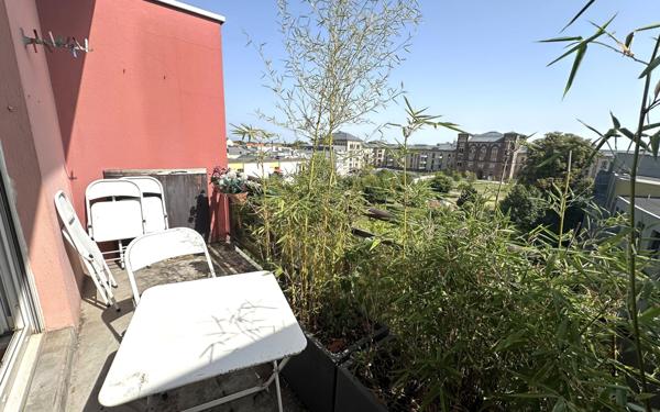 Appartement à vendre    2 pièces • 59,77 m2 Mulhouse