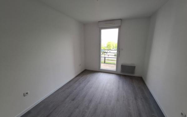 Appartement à louer    3 pièces • 70 m2 Compiègne