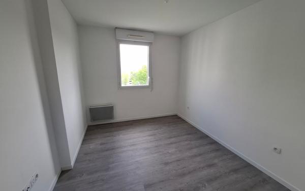 Appartement à louer    3 pièces • 70 m2 Compiègne