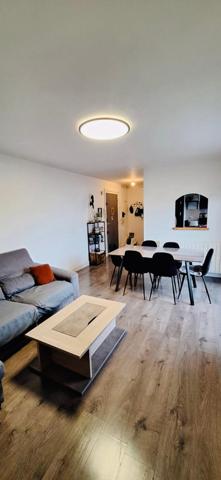 Bourg de pèage - Appartement 4 Pièces - Cave