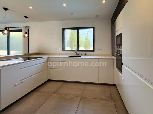 DOMONT (95) A 25 MINUTES DE PARIS - MAISON FAMILIALE AVEC PISCINE 4 CHAMBRES • 160 m² 750 000 €