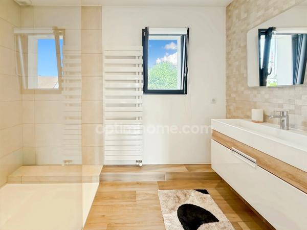 DOMONT (95) A 25 MINUTES DE PARIS - MAISON FAMILIALE AVEC PISCINE 4 CHAMBRES • 160 m² 750 000 €