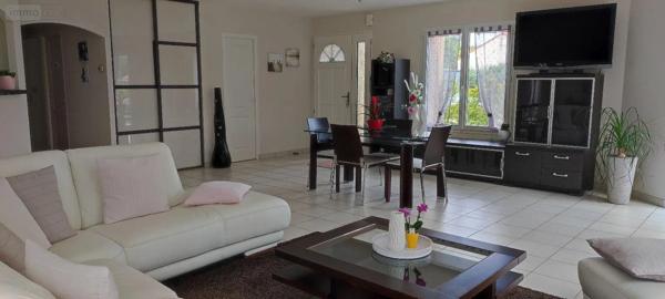 Achat - Maison Les Herbiers 85500 7 pièces 168 m 2 1479 m 2