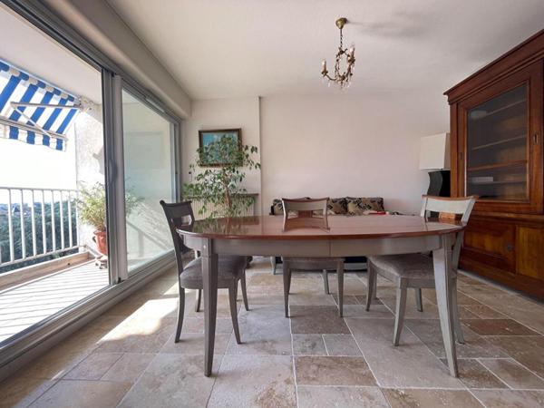 APPARTEMENT BORDEAUX CAUDERAN - 4 pièces - 80 m2 environ