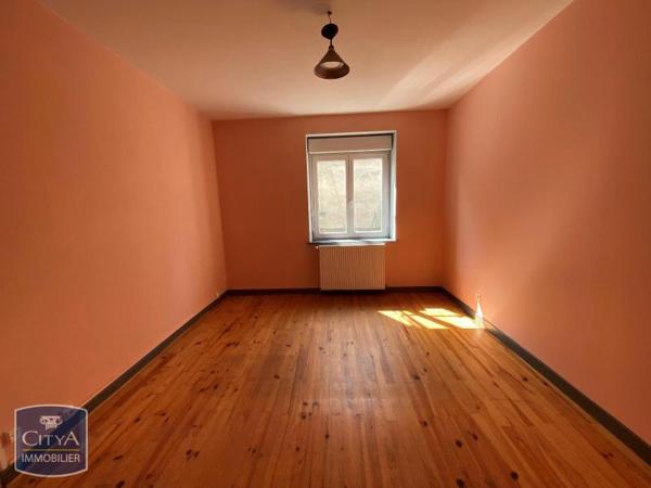 Appartement à louer 2 pièces 38.74m² Saint-Romain-Lachalm (43620)