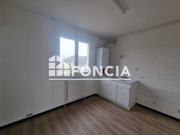 Location Appartement 3 pièces 57.34 m² - 15 RUE DES SAGNIERES- Gap. 05000