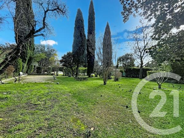 Maison à vendre  8 pièces - 245 m 2   MONTPELLIER  - 34
