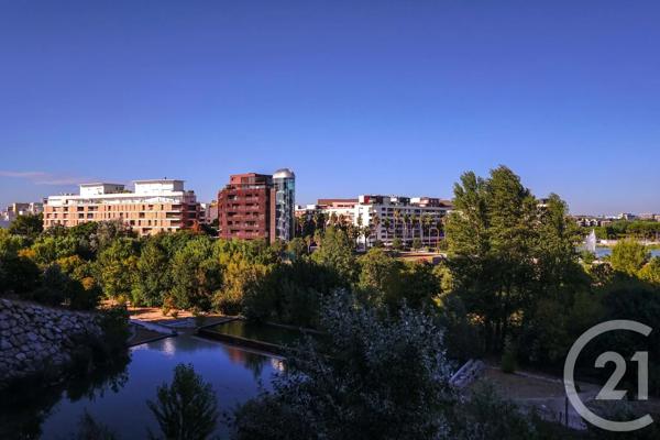 Maison à vendre  8 pièces - 245 m 2   MONTPELLIER  - 34