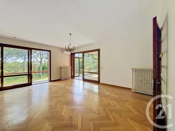 Maison à vendre  8 pièces - 245 m 2   MONTPELLIER  - 34