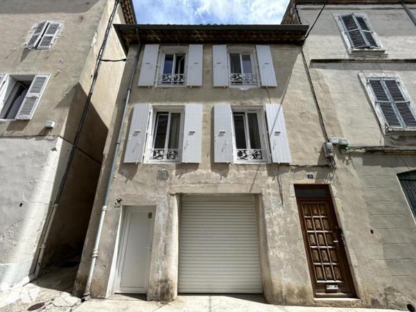 Montélimar, maison de ville env 84m2 hab. garage et cave.