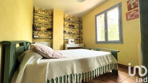 Maison 5 pièces de 140 m² à Venelles (13770)