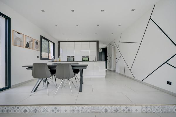 Vente Maison de luxe Aix-en-Provence 5 Pièces 170 m²