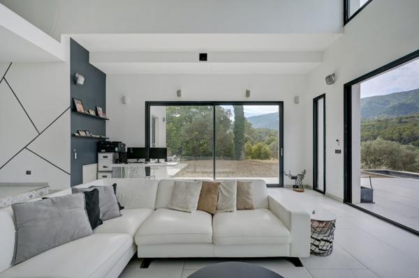 Vente Maison de luxe Aix-en-Provence 5 Pièces 170 m²