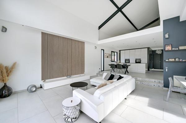 Vente Maison de luxe Aix-en-Provence 5 Pièces 170 m²