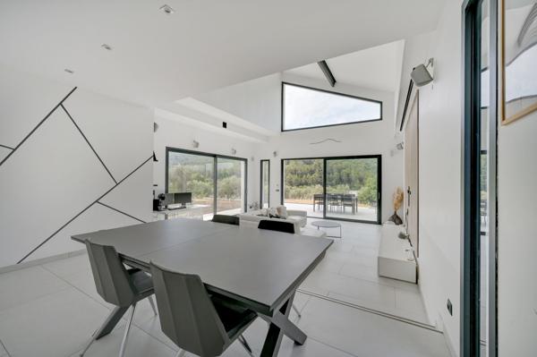 Vente Maison de luxe Aix-en-Provence 5 Pièces 170 m²