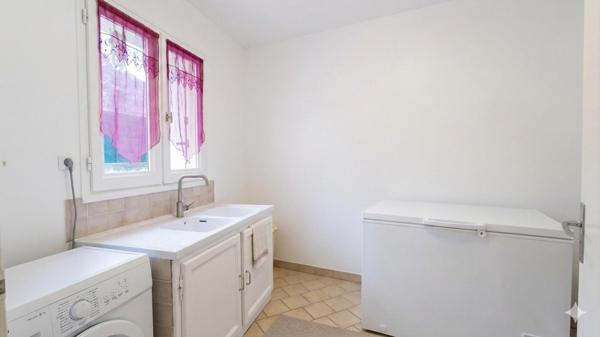 Centre ville, 115 m², grenier, jardin clos
