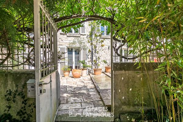 Hors norme – Charmante maison en pierre rénovée avec terrasse et petit jardin