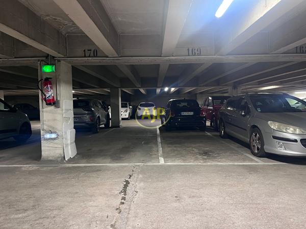 Parking à louer Bayonne : 75€ - AJP Horizons Capbreton