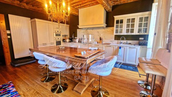 Maison d'Hôtes 220m² - 3 suites + garage