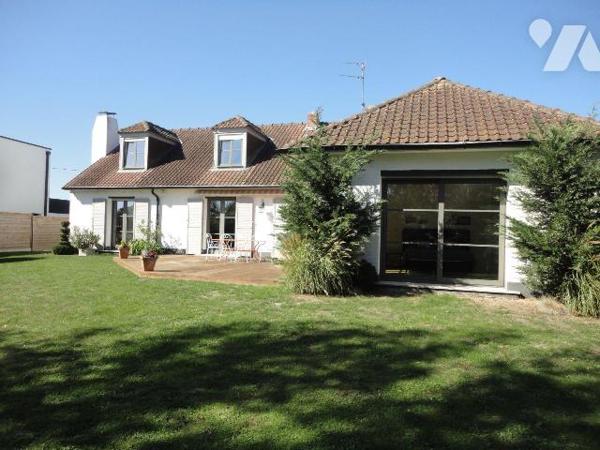 A vendre à LA CHAPELLE D'ARMENTIERES dans le NORD (59)- Dans un environnement calme et recherch...