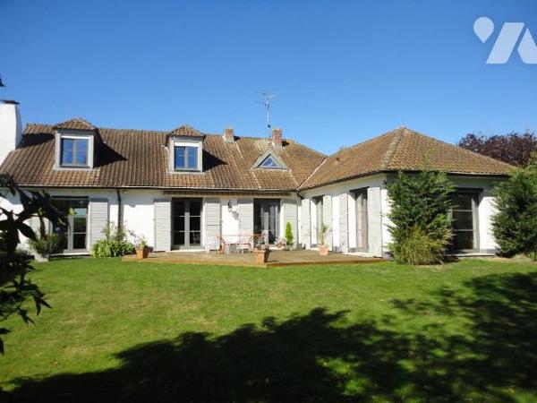 A vendre à LA CHAPELLE D'ARMENTIERES dans le NORD (59)- Dans un environnement calme et recherch...