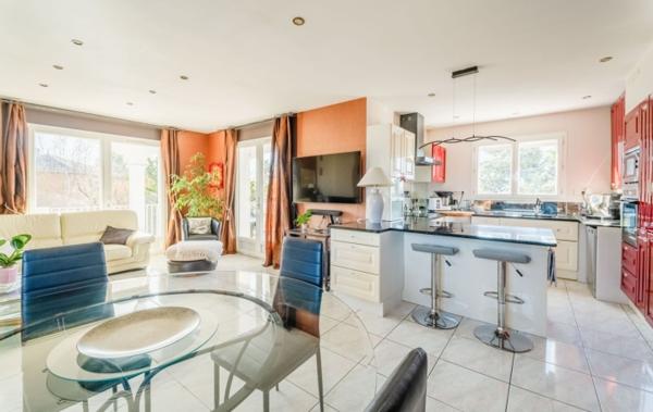 Vente Villa de caractère avec piscine Le grau-d'agde   