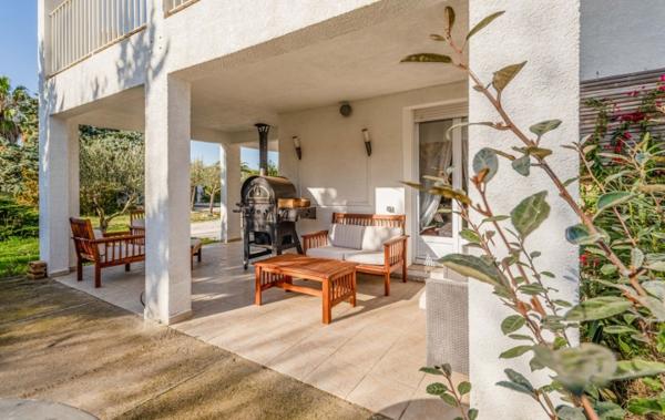 Vente Villa de caractère avec piscine Le grau-d'agde   