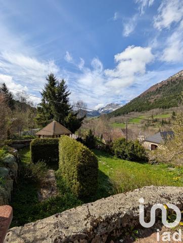 Maison 4 pièces de 137 m² à Gresse-en-Vercors (38650)
